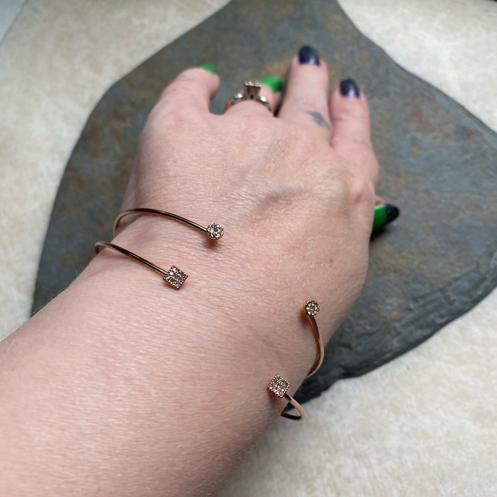 🎈Sale 🎈2 for $10 minimalistic gold bracelet set open wrist rhinestones